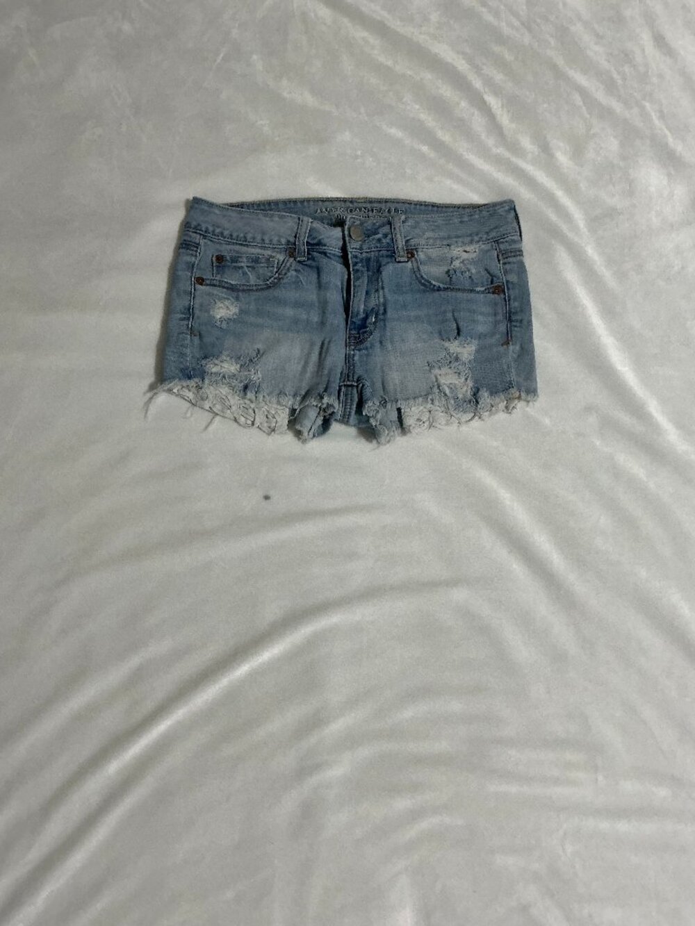 American Eagle Shortie Shorts Light Wash Size 8